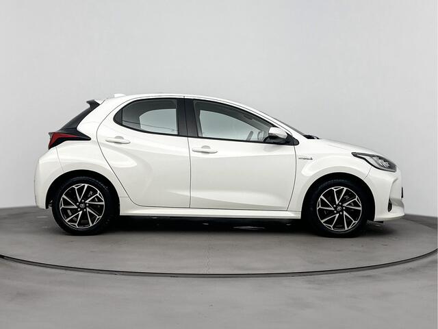 Toyota YARIS 1.5 Hybrid Dynamic Smart key entree