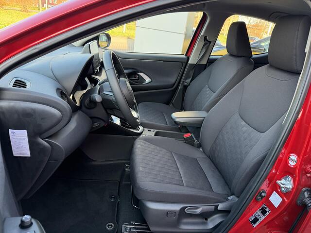 Toyota YARIS 1.5 Hybrid 115 Active