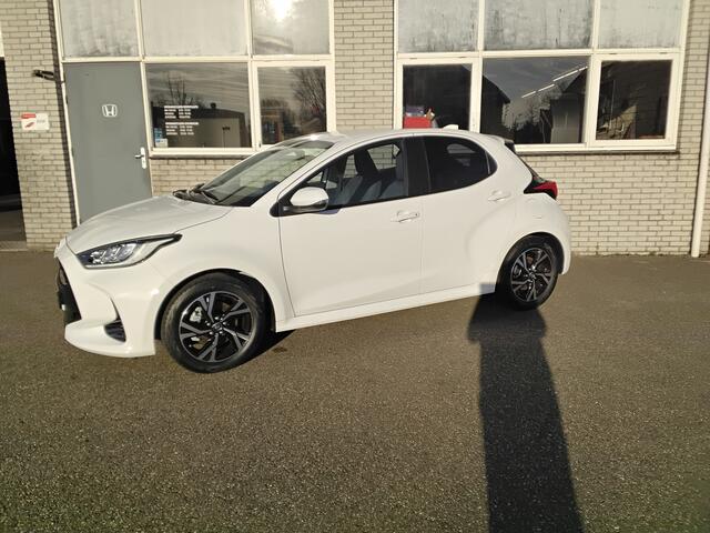 Toyota YARIS 1.5 Hybrid 115 Dynamic