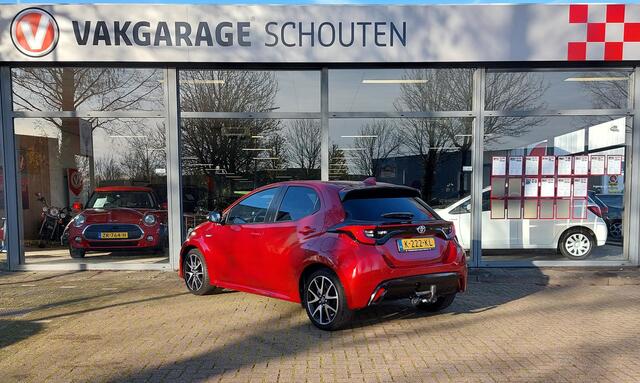 Toyota YARIS 1.5 Hybrid Executive Camera|Navi|LMvelgen.