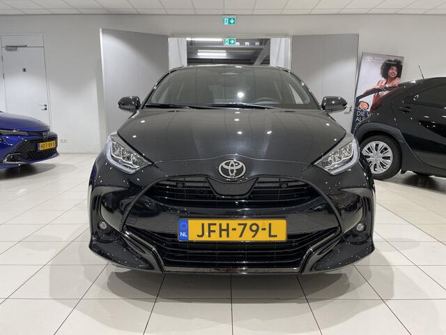 Toyota YARIS 1.5 Hybrid 130 Executive | Demo | Apple Carplay | Android Auto | Fabrieksnavigatie | 17 inch LM-velgen |