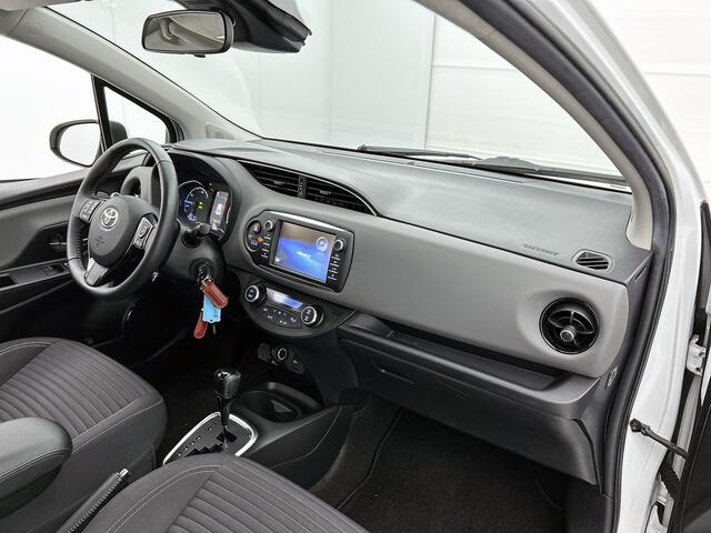 Toyota YARIS 1.5 Hybrid Active | Trekhaak |