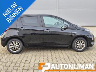 toyota-yaris-1.5-hybrid-dynamic