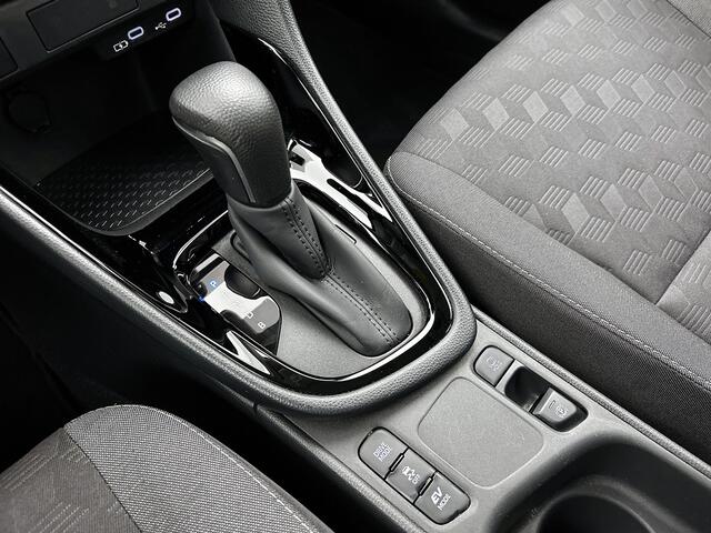 Toyota YARIS 1.5 Hybrid 115 First Edition