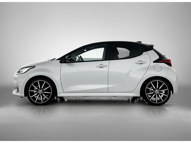 Toyota YARIS 1.5 Hybrid 130 GR Sport | Apple Carplay & Android Auto | Parkeercamera | *