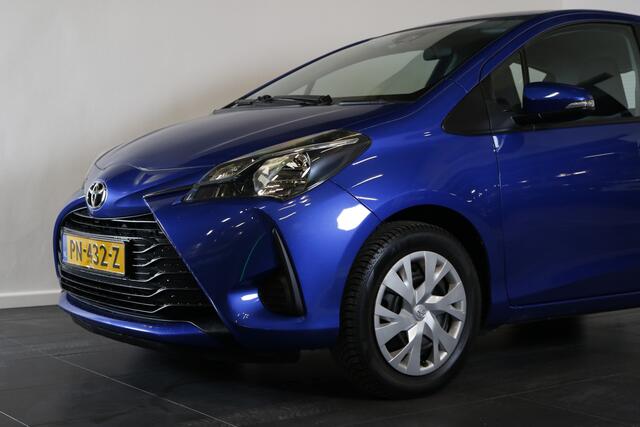 Toyota YARIS 1.0 VVT-i Comfort | Airco | Trekhaak afneembaar |