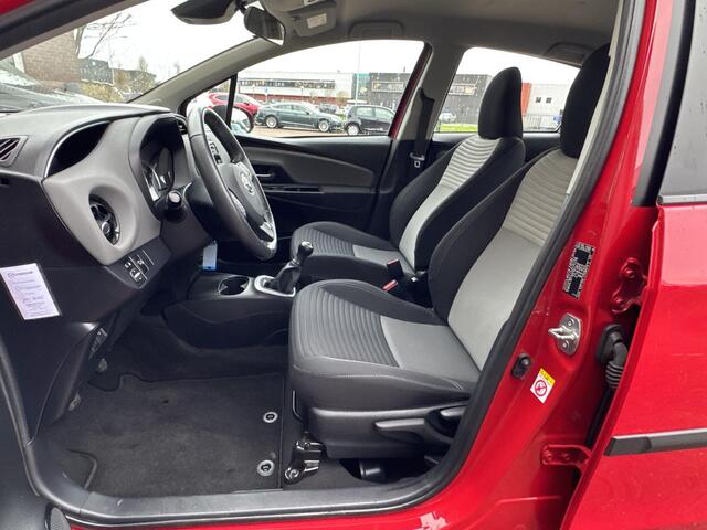 Toyota YARIS 1.0 VVT-i Comfort Incl 12 maanden Bovag garantie