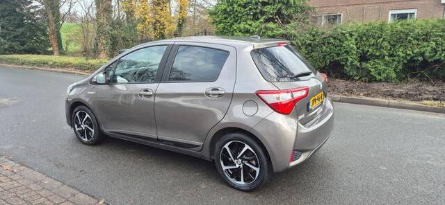 Toyota YARIS 1.5 HYbrid Aspiration camera*ecc*automaat*cruisecontrol*