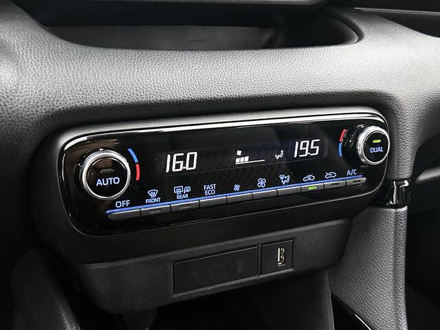 Toyota YARIS 1.5 Hybrid Executive | Lederen bekleding | JBL |