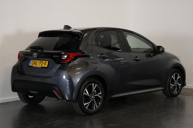 Toyota YARIS 1.5 Hybrid 115 First Edition