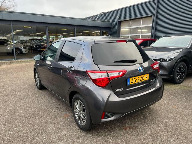 Toyota YARIS 1.5 Hybrid Dynamic Automaat, Clima, Camera, Navi, Bluetooth, Lijnassistent, LMV 15 Inch