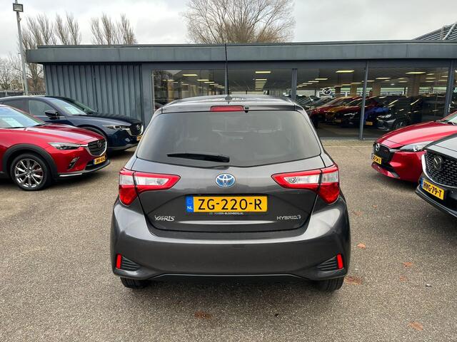 Toyota YARIS 1.5 Hybrid Dynamic Automaat, Clima, Camera, Navi, Bluetooth, Lijnassistent, LMV 15 Inch