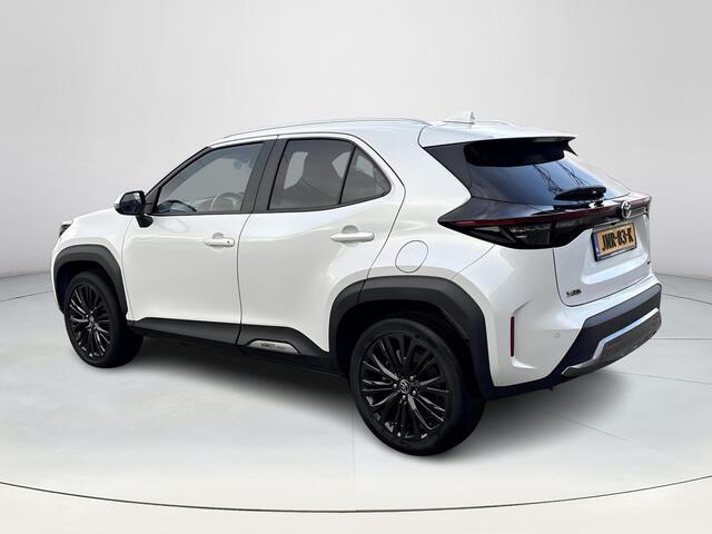 Toyota YARIS Cross 1.5 Hybrid Adventure ** NAVIGATIE/ JBL AUDIO/ HEAD-UP DISPLAY/ PAKEERSENSOREN/ KEYLESS ENTRY/ ELEKTRISCHE ACHTERKLEP**