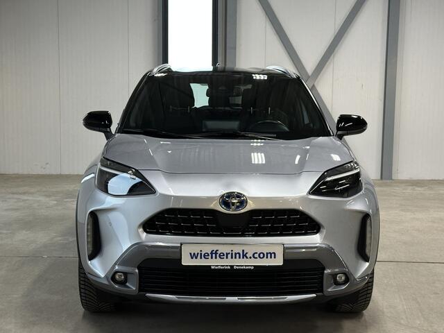 Toyota YARIS Cross 1.5 Hybrid Launch Edition 116pk | Trekhaak | Leer | HUD | Stoel- & Stuurverwarming |