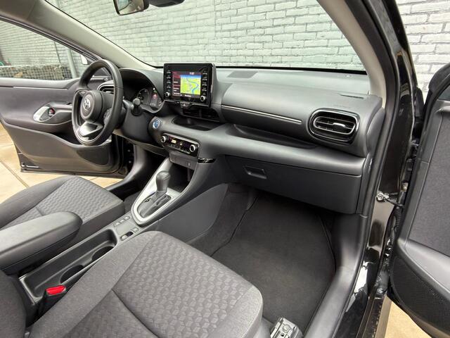 Toyota YARIS 1.5 Hybrid 115 Business AUTOMAAT | NAVI | AIRCO | BOVAG!