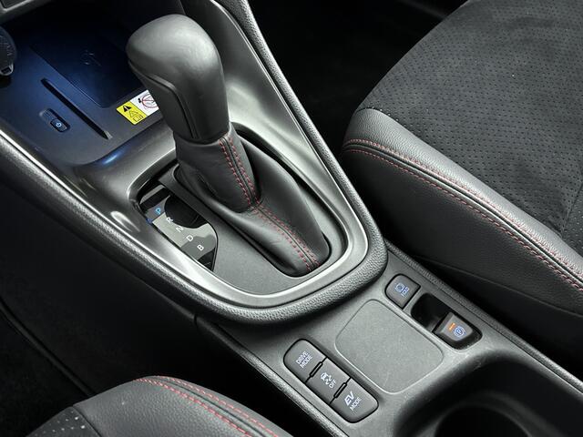 Toyota YARIS 1.5 Hybrid GR Sport | Draadloze Telefoonlader | Stoelverwarming | HUD | Parkeersensoren |