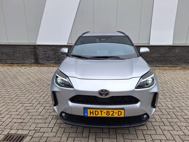 Toyota YARIS Cross 1.5 Hybrid 115 First Edition met Comfort Pack | Dode hoek detectie | PDV v+a | LM velgen | Apple/Android auto |