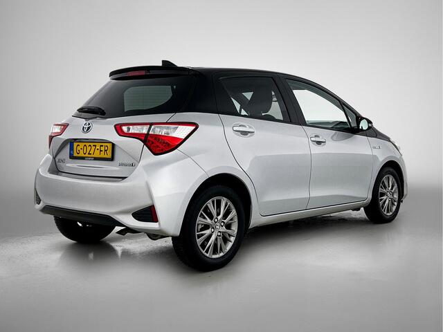 Toyota YARIS 1.5 Hybrid Dynamic Bi-Tone | Navigatie | LM velgen | Climate control | Cruise control |