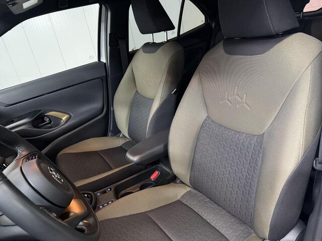 Toyota YARIS Cross 1.5 Hybrid Explore 1e eigenaar, slechts 19504 KM, veel opties! zeer nette auto, garantie tot 2033