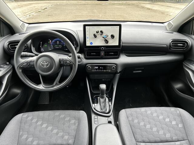 Toyota YARIS 1.5 Hybrid 115 First Edition Toyota Yaris Hybrid 115 First Edition