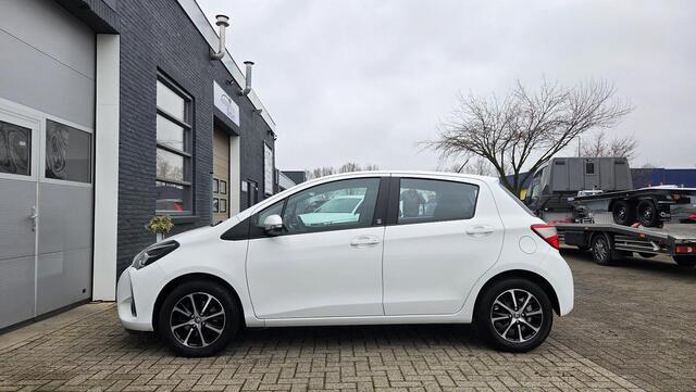 Toyota YARIS 1.5 VVT-i Comfort | Toyota Safety Sense | Toyota Touch | CAMERA | VOLLEDIGE ONDERHOUDSHISTORIE