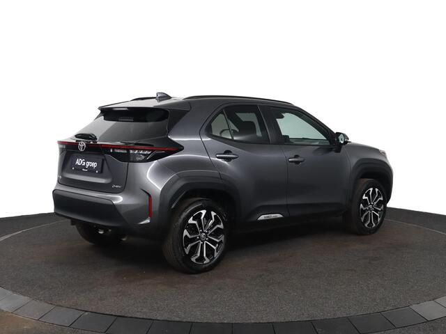 Toyota YARIS Cross 1.5 Hybrid 115 First Edition | Stoelverwarming | Stuurverwarming | Parkeersensoren |