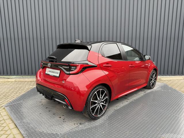 Toyota YARIS 1.5 Hybrid GR Sport / Bi tone | JBL | PDC V+A | Head-up | BSM | Rijklaar!!