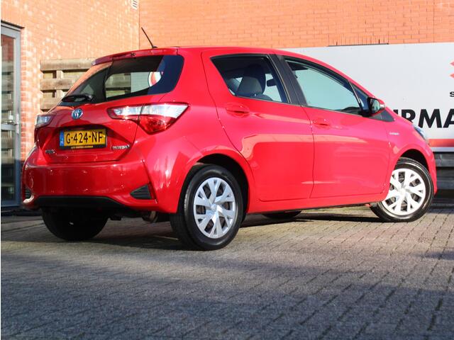 Toyota YARIS 1.5 Hybrid Active Achteruitrijcamera, Cruise Control, Airco Automatisch, Bluetooth