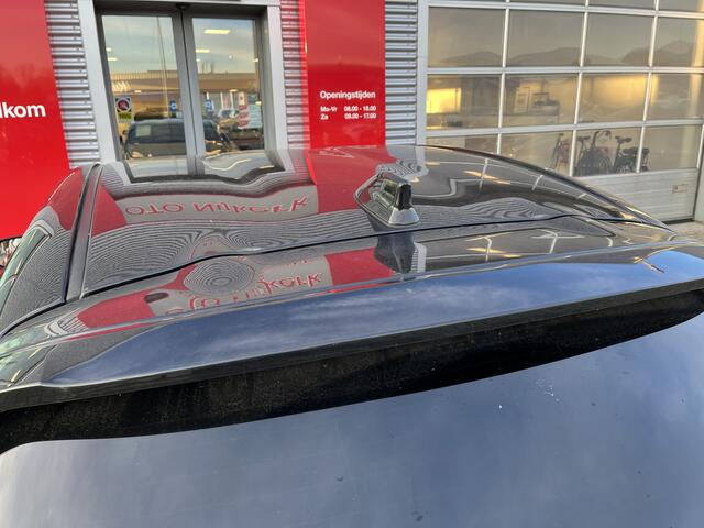 Toyota YARIS 1.5 Hybrid Executive *NL auto met trekhaak!*