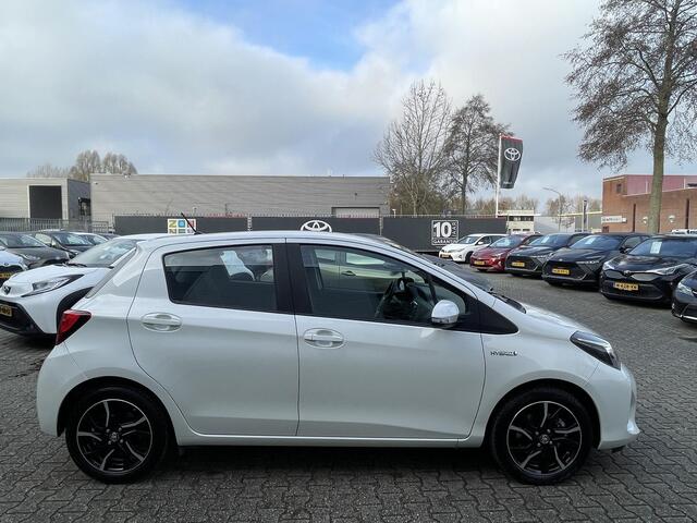 Toyota YARIS 1.5 Hybrid Dynamic