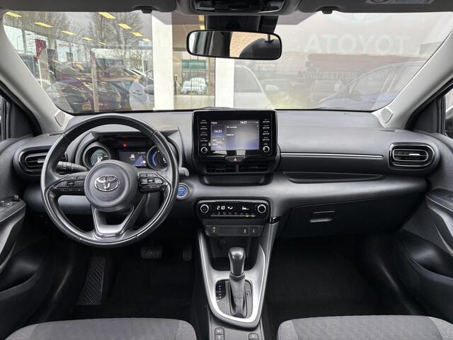 Toyota YARIS 1.5 Hybrid Dynamic | Apple Carplay/Android Auto | Stoelverwarming | Climate Control | Adaptive Cruise Control | Toyota garantie tot 2031!