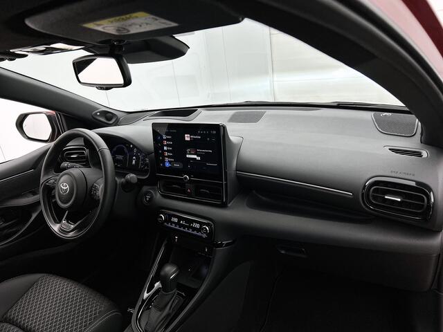 Toyota YARIS 1.5 Hybrid 130 Executive | 1e Eigenaar | JBL | Blindspot | PDC voor en achter | Stoel en Stuurverwarming |