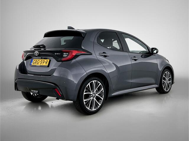 Toyota YARIS 1.5 Hybrid 130 Executive | 1e Eigenaar | Blindspot | PDC voor en achter | Stoel en Stuurverwarming |