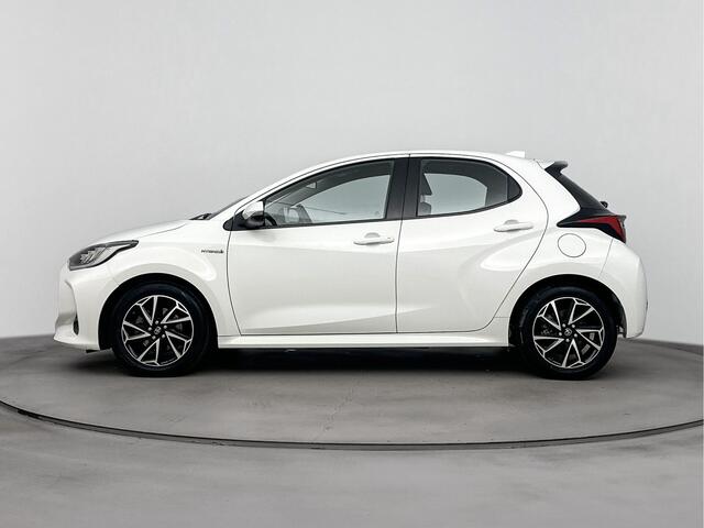 Toyota YARIS 1.5 Hybrid 115 Active Plus | 16" Lichtmetalen velgen | Parkeercamera | Apple Carplay -/ Android Auto |