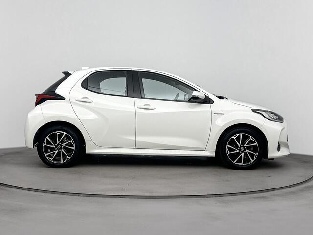 Toyota YARIS 1.5 Hybrid 115 Active Plus | 16" Lichtmetalen velgen | Parkeercamera | Apple Carplay -/ Android Auto |