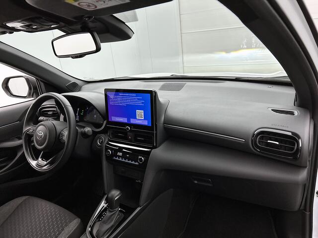 Toyota YARIS Cross 1.5 Hybrid 115 First Edition | 1e Eigenaar | NIEUW GELEVERD | BTW'er | Navigatie |