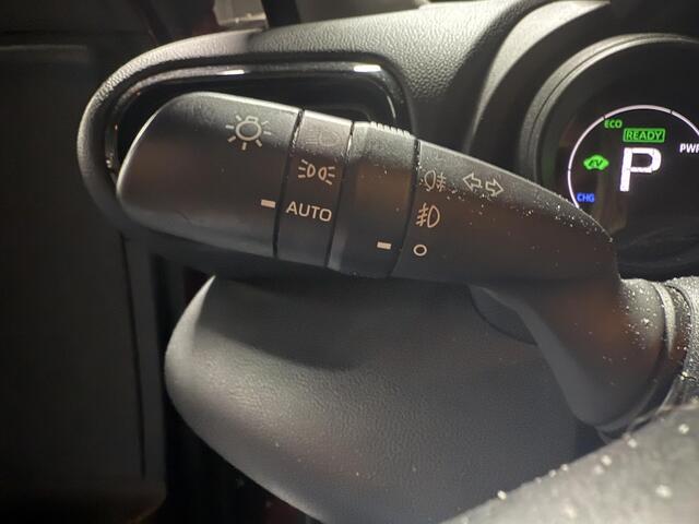 Toyota YARIS 1.5 Hybrid Dynamic 1e eigenaar, slechts 50.243 km, nette auto!