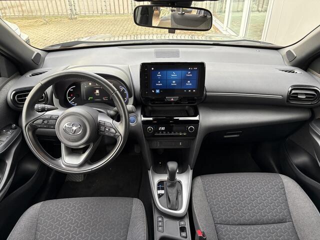 Toyota YARIS Cross 1.5 Hybrid First Edition **NAVIGATIE/ ADAPTIEF CRUISE CONTROL/ KEYLESS/ 36 MAANDEN GARANTIE**