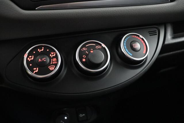 Toyota YARIS 1.3 VVT-i Aspiration | Airco | Cruise control | Achteruitrijcamera | All Season banden |