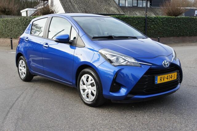 Toyota YARIS 1.5 HYB. ASPIRATION CAMERA/CRUISECONTROLE/AIRCO/ClIMATECONTROLE-AIRCO PERFECTE STAAT
