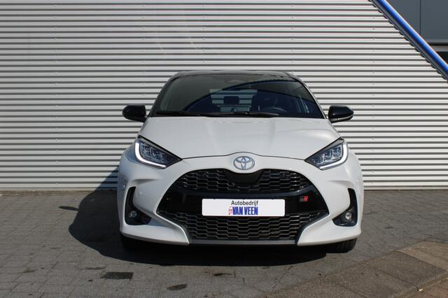 Toyota YARIS 1.5 Hybrid 130pk! GR Sport | Navi | PDC | Stoel -/ Stuurwielverw