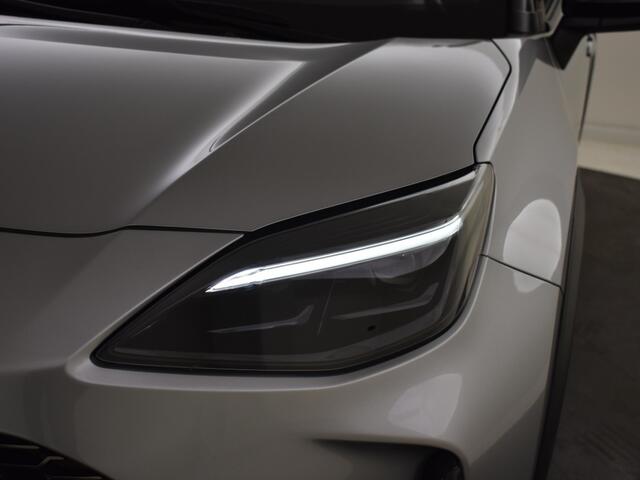 Toyota YARIS Cross 1.5 Hybrid GR Sport | Stuur en Stoelverwarming | BLIS | PDC V+A