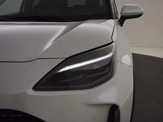 Toyota YARIS Cross 1.5 Hybrid AWD Adventure | Panoramadak | BSM | JBL audio