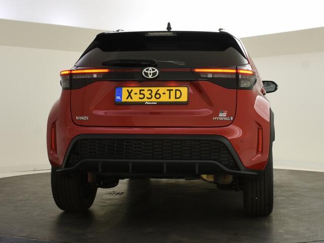Toyota YARIS Cross 1.5 Hybrid GR Sport | Panoramadak | PDC V+A | JBL | BSM