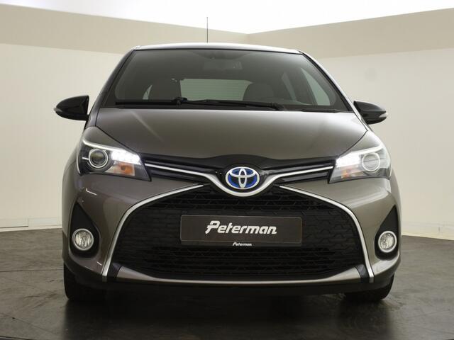 Toyota YARIS 1.5 Hybrid Bi Tone | Trekhaak| Navigatie | Lm Velgen