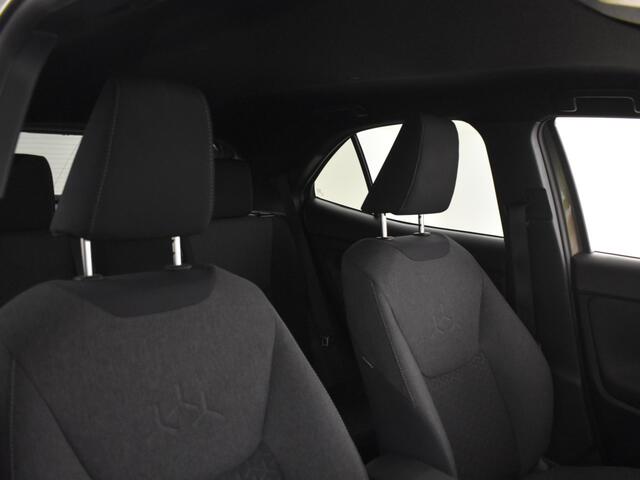 Toyota YARIS Cross 1.5 Hybrid Dynamic | Parkeersensoren V+A | Stoelverwarming