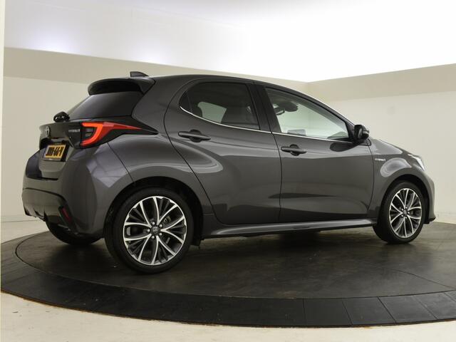 Toyota YARIS 1.5 Hybrid Executive | Panoramadak | HUD | Stuur en Stoelverwarm