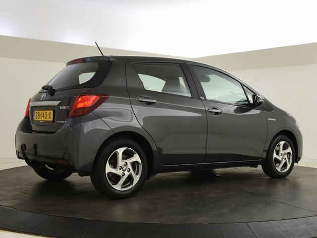 Toyota YARIS 1.5 Hybrid Aspiration | Trekhaak | Stoelverwarming | LM Velgen