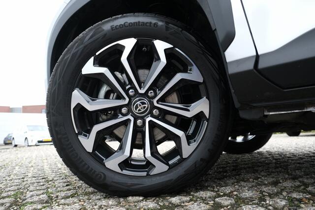 Toyota YARIS Cross 1.5 Hybrid 115 First Edition Automaat | Apple CarPlay & Androi