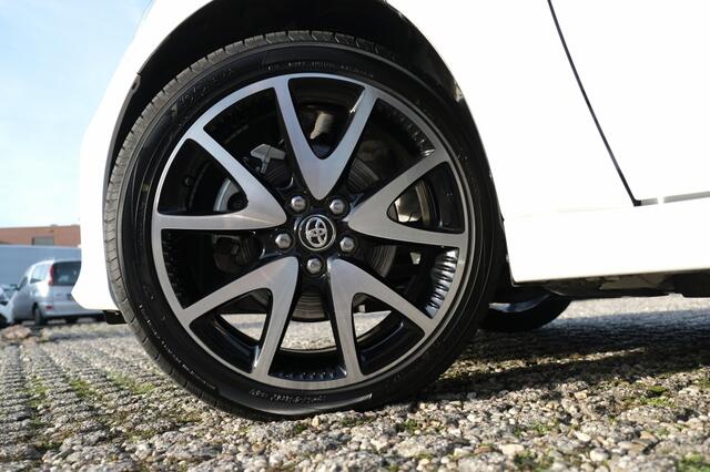 Toyota YARIS 1.5 Hybrid 115 Executive Automaat | Apple CarPlay en Android Au